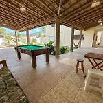 Casa Com Piscina, Churrasqueira E Bilhar