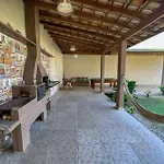 Casa Com Piscina, Churrasqueira E Bilhar
